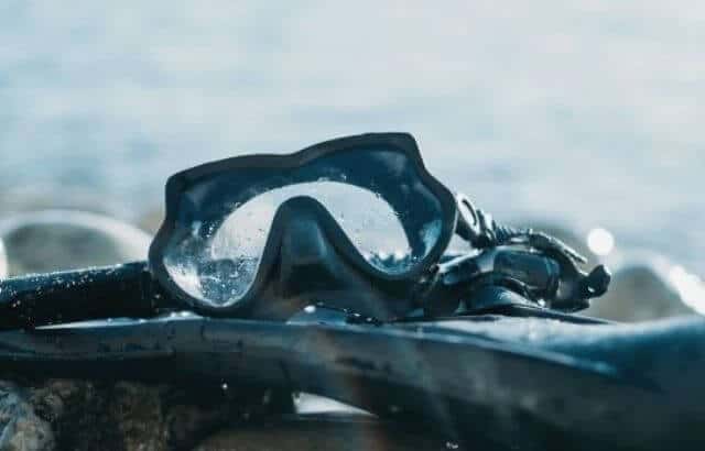 How to Stop Dive Mask from Fogging Up - Expert Tips you Must Follow